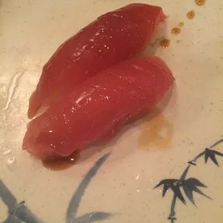 Tuna Nigiri