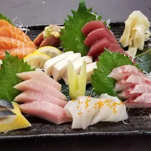 Jumbo sashimi