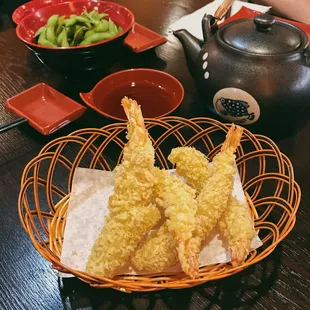 food, sushi, sashimi, sushi and sashimi