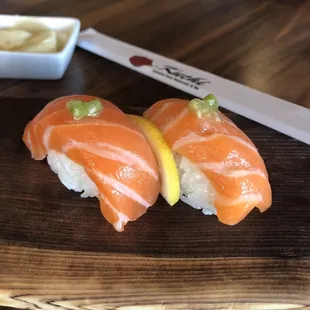 Salmon Nigiri