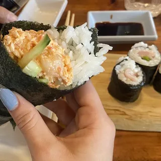 Spicy Scallop Hand Roll