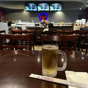 sushi and sashimi, interior