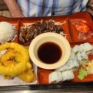 Dinner bento with beef