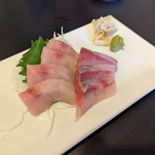Hamachi Sashimi