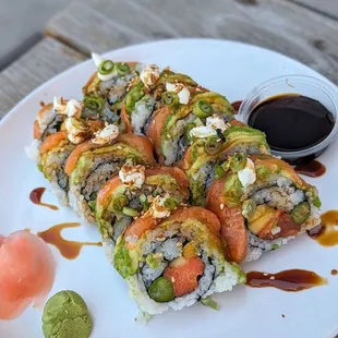 Maui Wowie Roll | Instagram: @telephonesmoothie