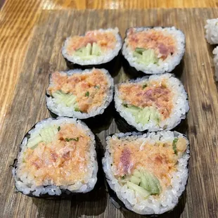 Spicy tuna roll