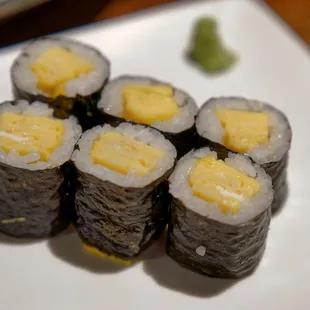 Tamago roll