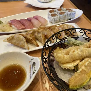 Sushi, gyoza and tempura
