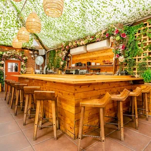 interior, ramen and noodles