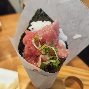 Toro hand roll