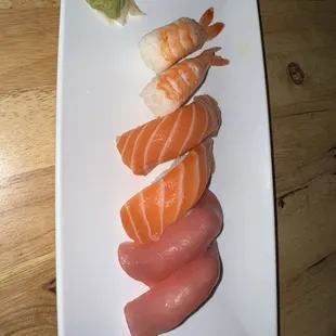 food, sushi, sashimi, sushi and sashimi