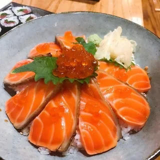 Yaki Salmon Don