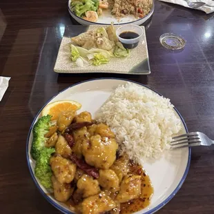 I&apos;m having the orange chicken she&apos;s having the vegetable shrimp with fried rice