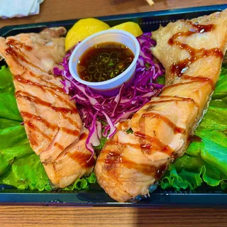 Salmon Kama