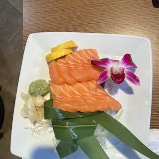 Salmon Sashimi