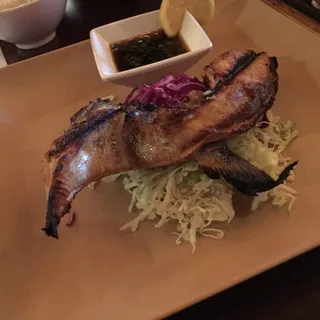 Salmon Collar
