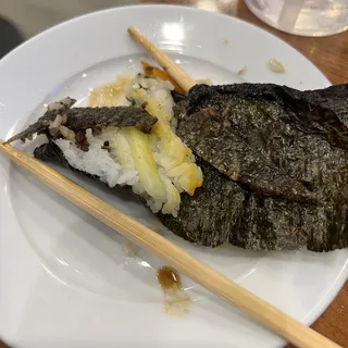 Salmon Skin Roll