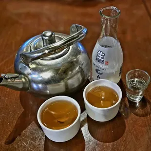 Jasmine green tea with a large hot sake