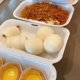 Egg Custard Bun