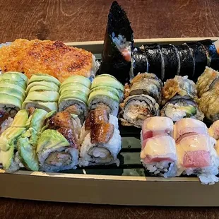 Volcano Roll, Maguro Tartar Roll