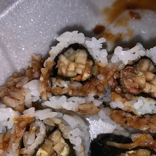 "Eel cucumber roll" = cucumber roll with eel sauce