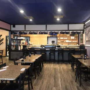 Cozy hall for friends and family dining