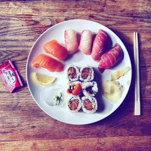 Sushi Maki Special with You Choice of Roll