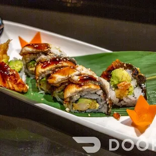sushi and sashimi, sashimi, sushi, food