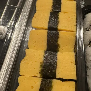 6 piece egg nigiri