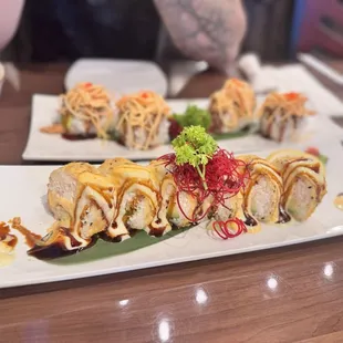 Las Vegas Roll &amp; Dragon Roll