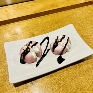 Strawberry Mochi Icecreem