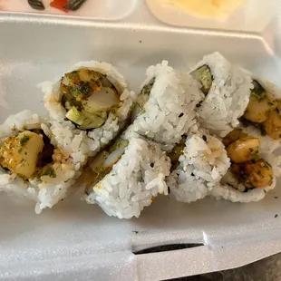 Spicy Scallop Roll