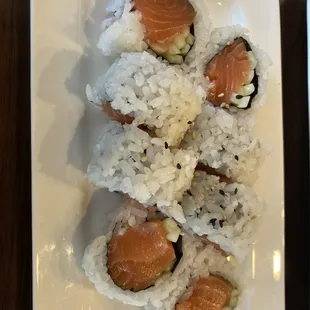 Salmon roll