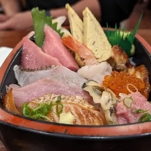 Special chirashi