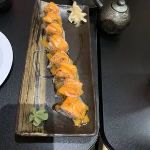 Spicy Salmon Roll