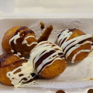 Takoyaki (deep-fried octopus balls)