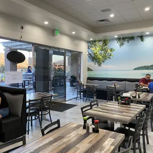 Seating area and entrance