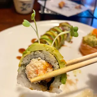 Caterpillar roll