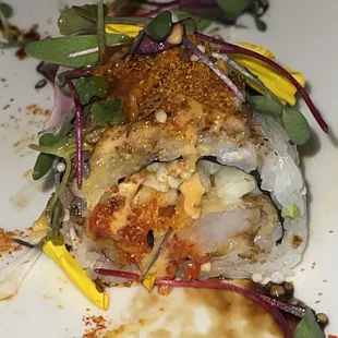 LOOK AT THE SIZE OF FISH THEY PUT ON THIER SUSHI!