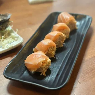 Spicy Salmon Roll