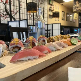 Sphinx Roll, Hello Moto and nigiri