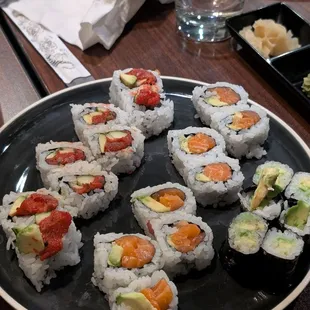 Salmon Avocado Roll