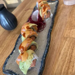 Spicy tiger roll