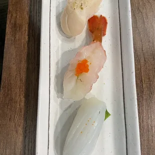 Omakase: scallop, sweet shrimp, squid