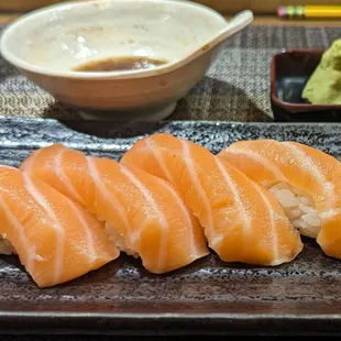 sushi, sashimi, sushi and sashimi, food