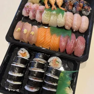 24 Piece Sushi with 3 Roll