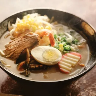 Tonkotsu Seafood Ramen