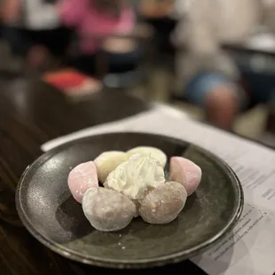 donuts, dough desserts, food