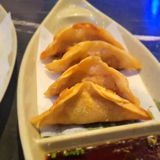 Gyoza (6)