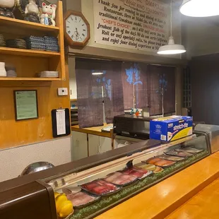 sushi and sashimi, interior